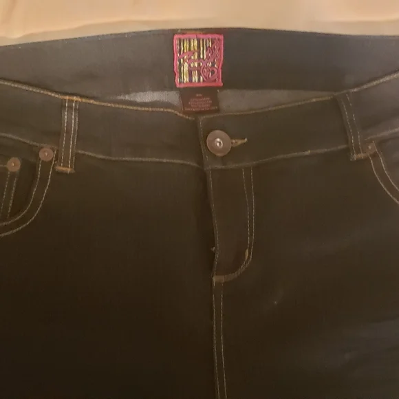 Torrid Jeans 22 - Picture 6 of 6